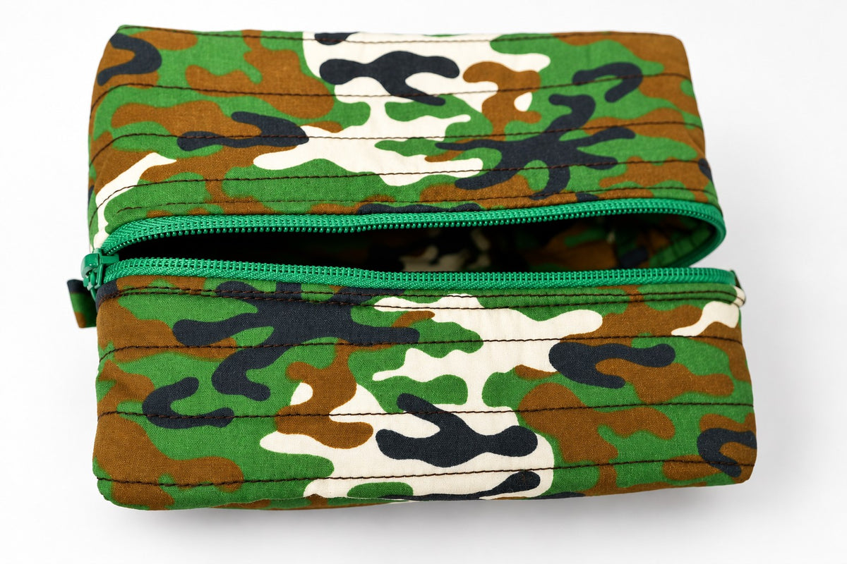 Boxy Bag sewing pattern - top view with zip open